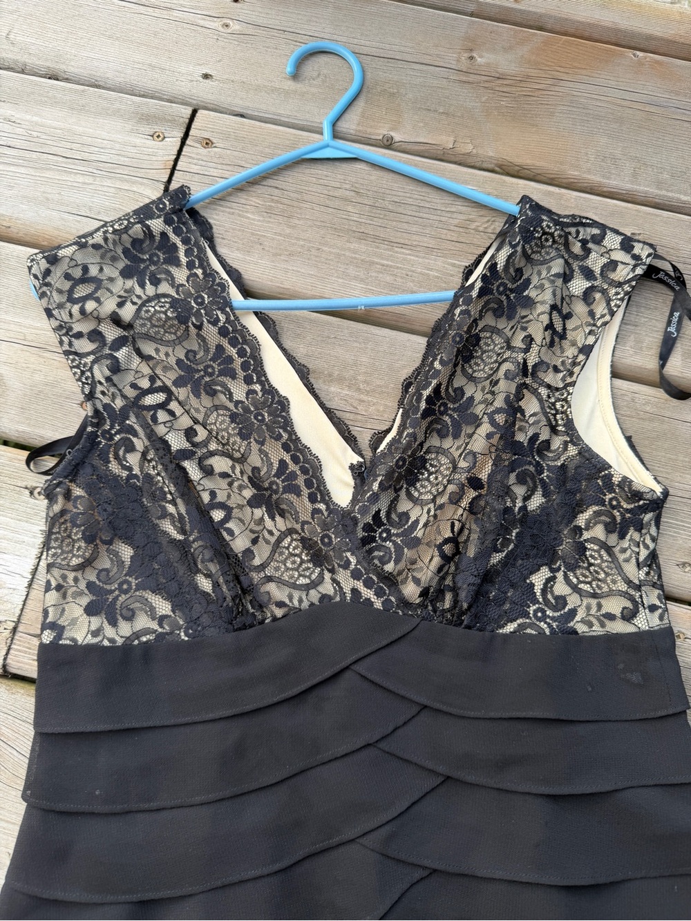 Jessica Black Lace Cocktail Dress Size 8 Layered Ruffle Handkerchief Skirt Y2K - Picture 3 of 10
